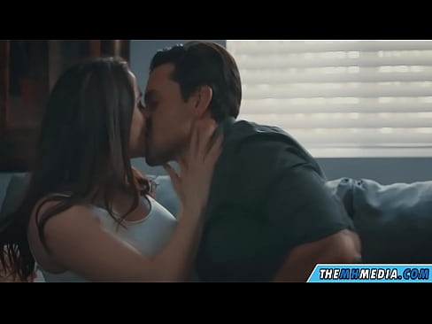 ❤️ ایک اچھی busty ماں کے ساتھ رومانٹک جنسی تعلقات مقعد ویڈیو پر ur.prendiporno.ru ❌️